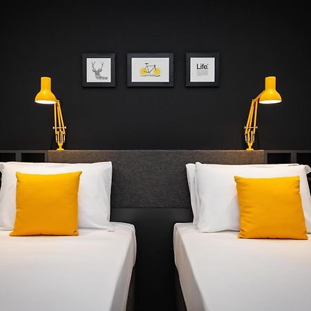 Staycity Aparthotels Venice Mestre Esterno foto