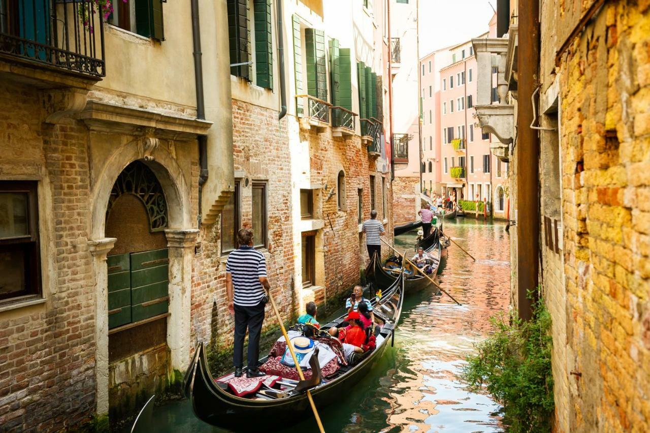 Staycity Aparthotels Venice Mestre Esterno foto