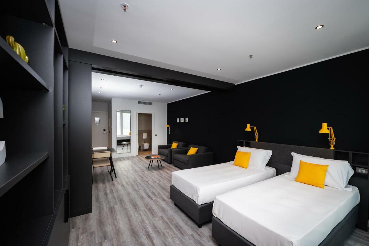 Staycity Aparthotels Venice Mestre Esterno foto