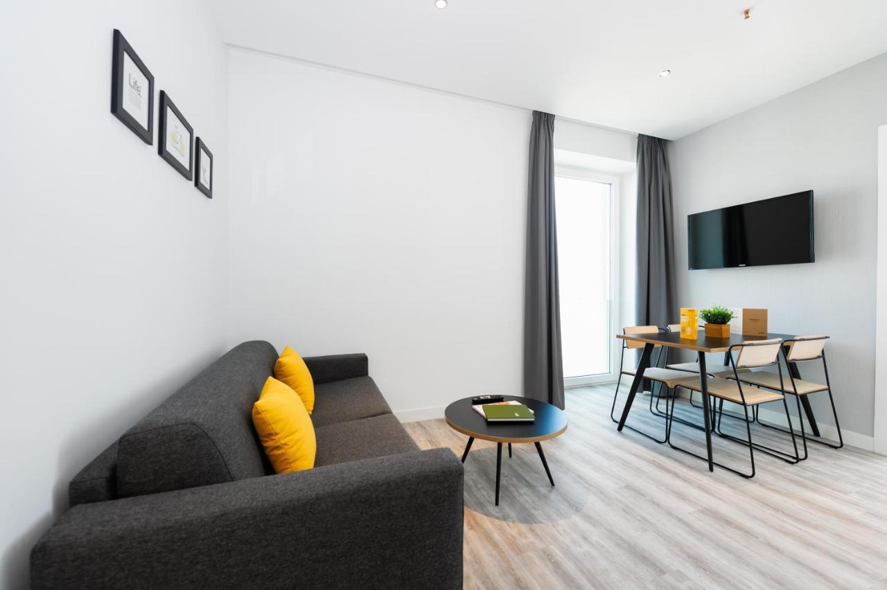Staycity Aparthotels Venice Mestre Esterno foto